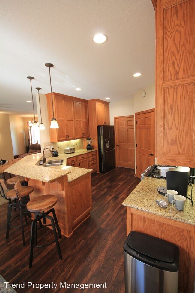 Building Photo - 4 br, 3 bath House - 2218 Granite Circle NW
