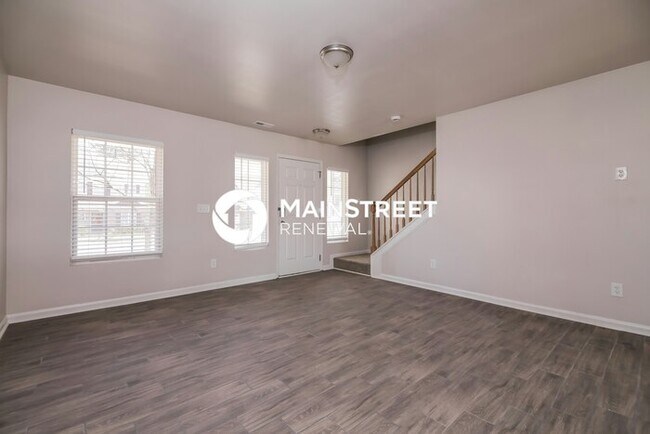 Foto del edificio - 3 Bedroom Pet-Friendly Home in RALEIGH, NC...