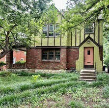 Building Photo - 6038 Rockhill Rd