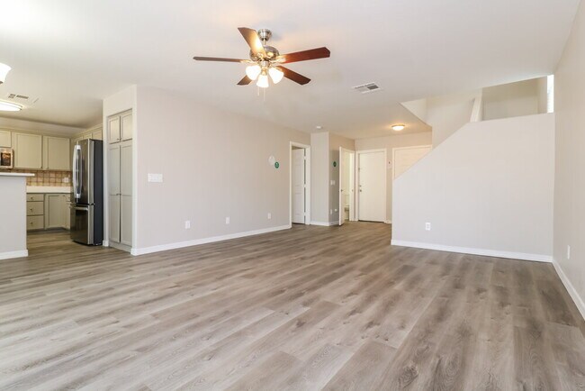Foto del edificio - 22236 W Desert Bloom St