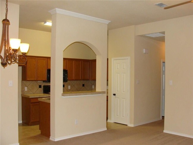 Foto del edificio - 2404 Wood River Pkwy