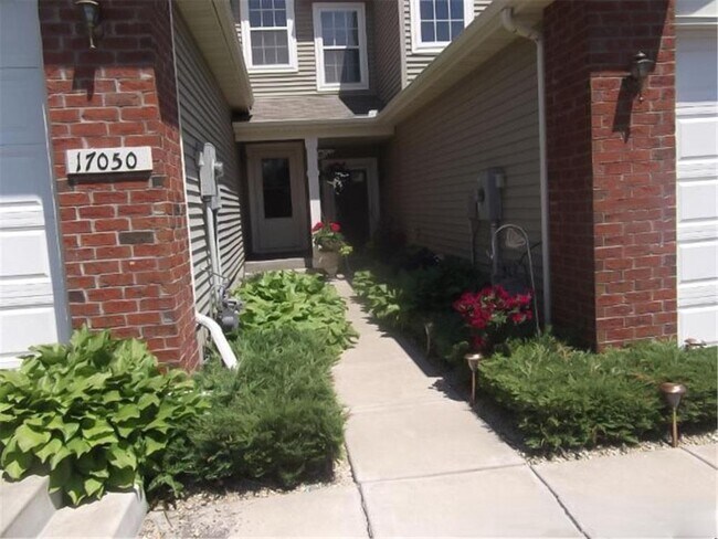 Foto del edificio - 17050 78th Pl N