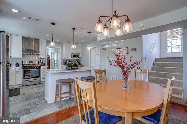 Foto del edificio - 8404 Wagon Wheel Rd