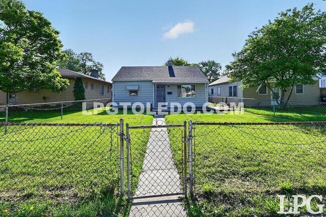 Foto del edificio - 5207 Bennett Rd