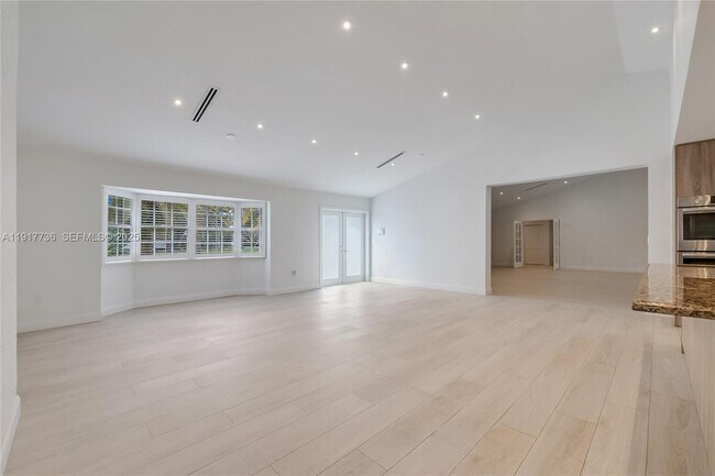 Foto del edificio - 7675 SW 132nd St