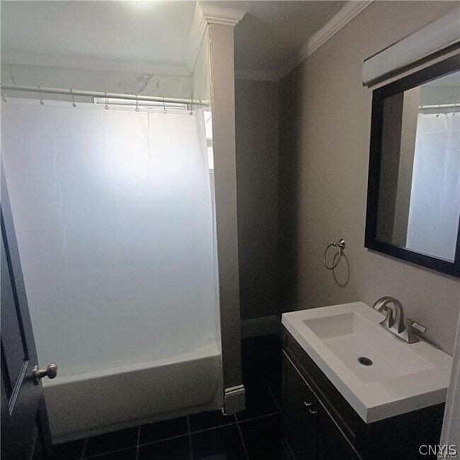 Foto del edificio - 227 McKinley Ave