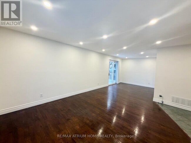 Building Photo - 59 Carlton Rd