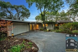 Building Photo - 4444 Redwood Rd