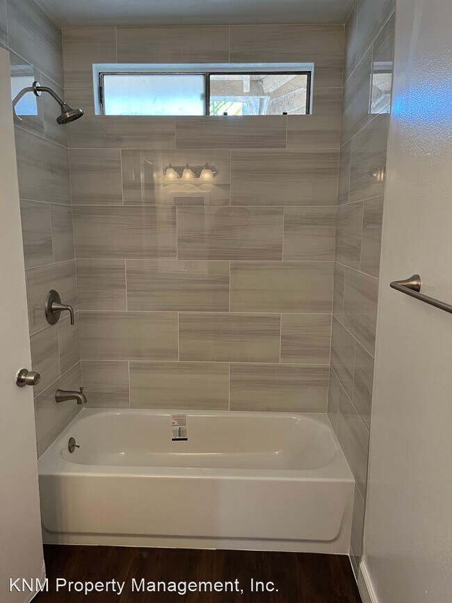 Foto del edificio - 1 br, 1 bath House - 23420 Maribel Ave