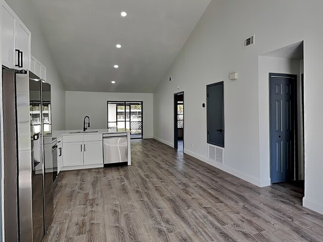 Photo - 9439 Lake Lotta Cir Townhome