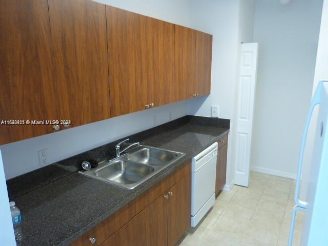 Foto del edificio - 115 SW 11th St