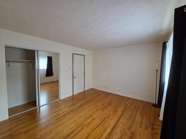 Building Photo - 2205 Arbor Cir