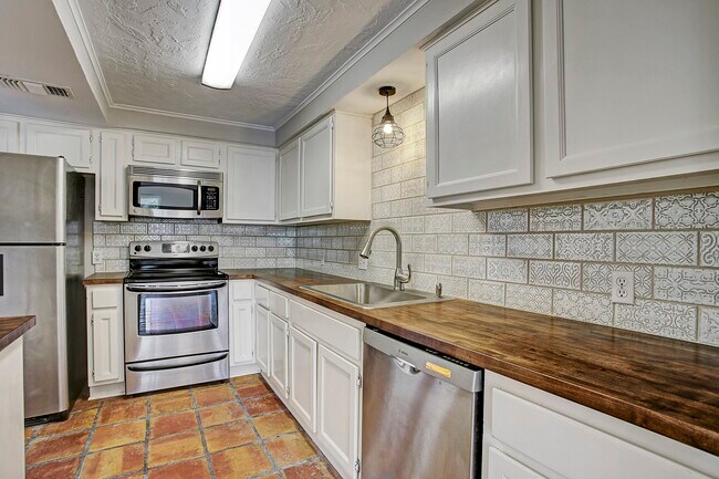 Foto del edificio - 217 Roy St