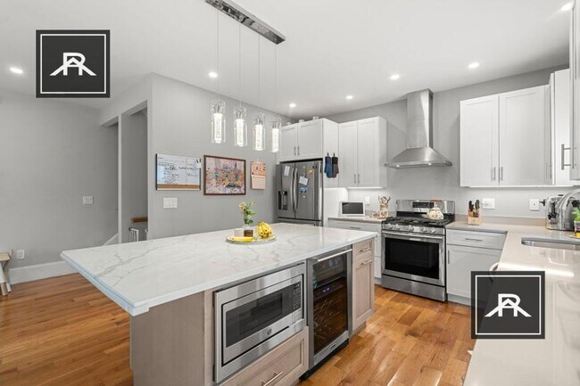 Foto del edificio - 5 bedroom in Brighton MA 02135
