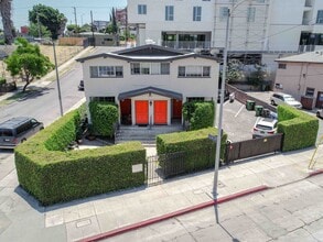 Building Photo - 1126 Myra Ave