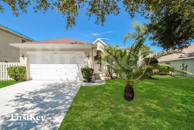Building Photo - 14330 Estrella Dr