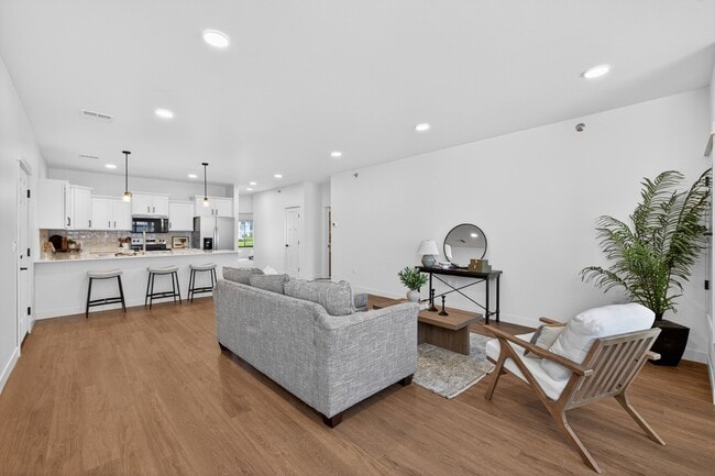 Building Photo - Autumn Townhomes
