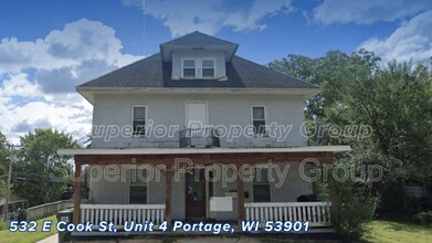 Building Photo - 532 E Cook St