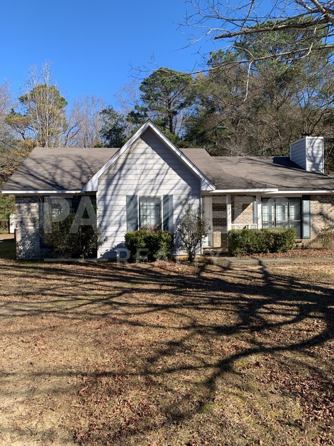 Building Photo - 5821 Acacia Ct