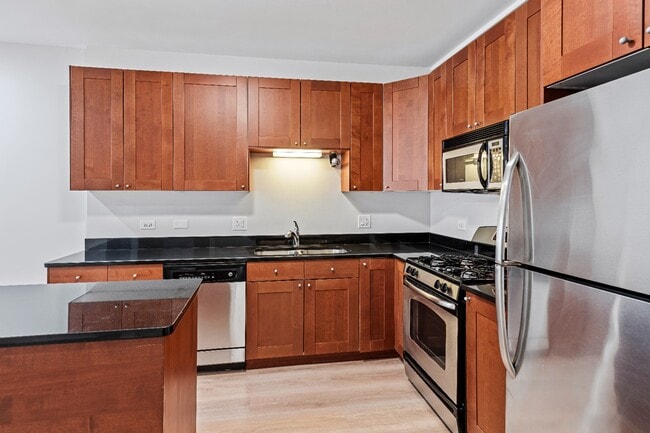 Photo - 1 Bedroom - Logan Square Available ASAP! Apartment