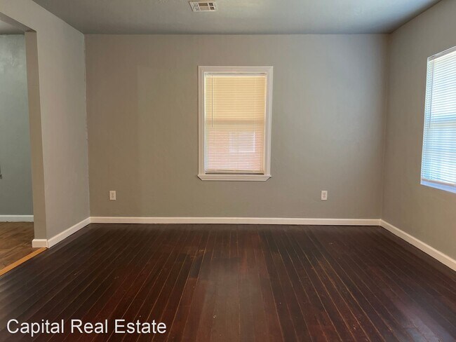 Foto del edificio - 2 br, 1 bath House - 913 N Lilac Ln.