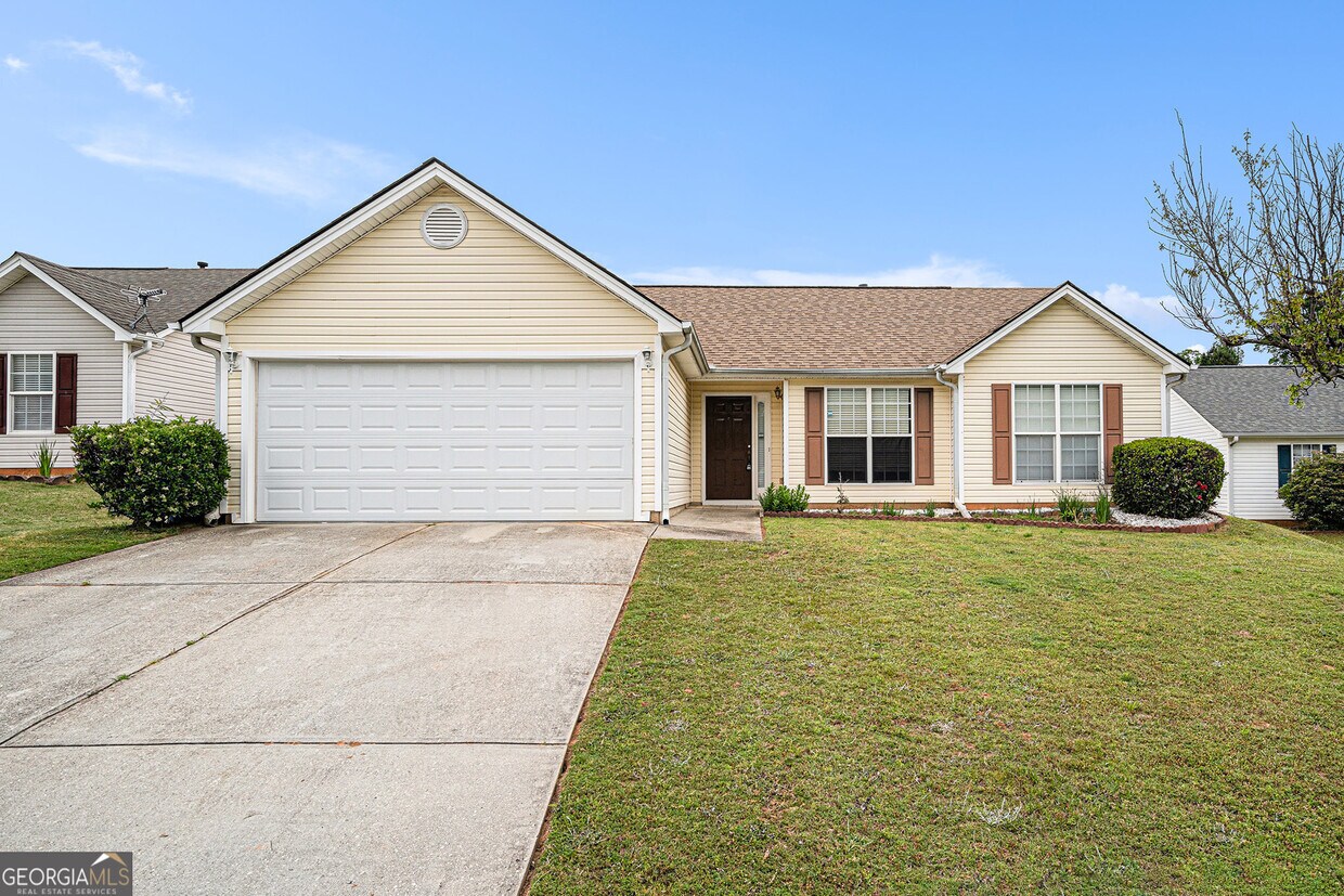 Primary Photo - 616 Amelia Creek Ct SE
