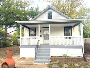 Building Photo - 6837 Bradley Ave
