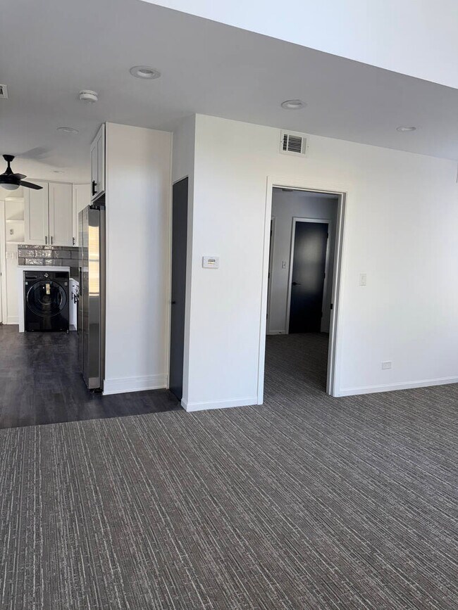 Foto del edificio - 538 N Taylor Ave
