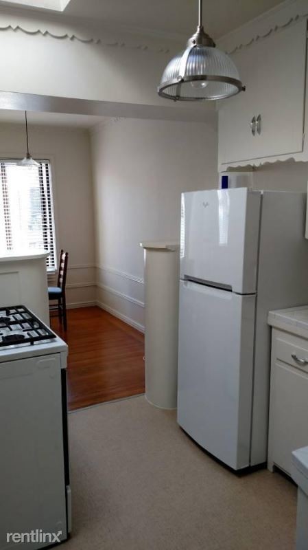 Building Photo - 1 br, 1 bath Apartment - 1644 Beach St