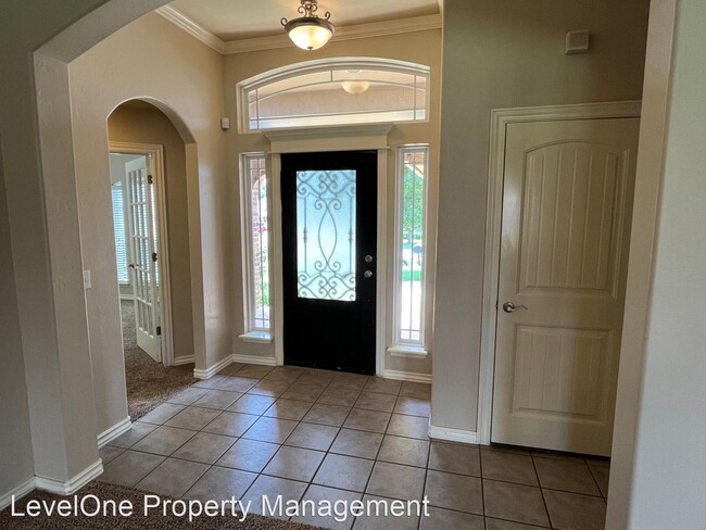 Foto del edificio - 4 br, 2 bath House - 2301 NW 152nd Street