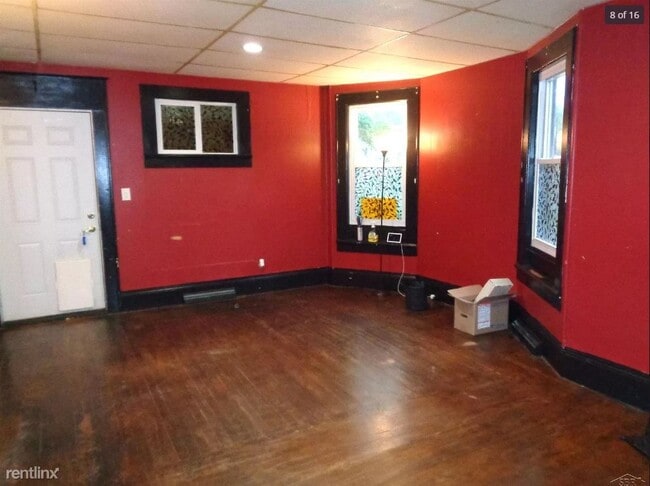 Building Photo - 4 br, 2 bath House - 922 Monroe St