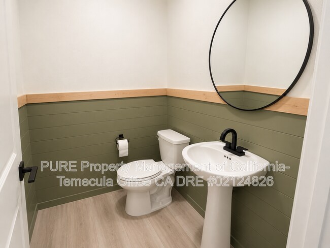 Foto del edificio - 24128 Tuscany Ave