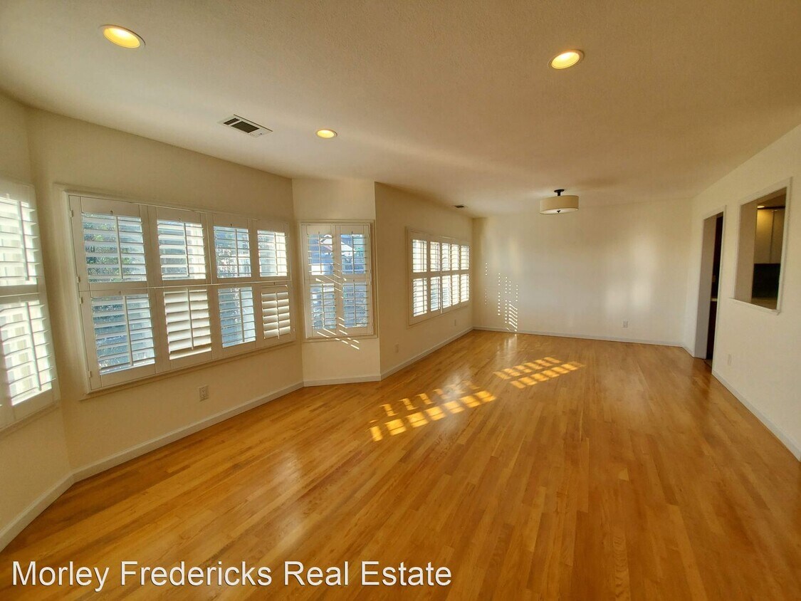 Primary Photo - 2 br, 2 bath House - 482 Valley Street