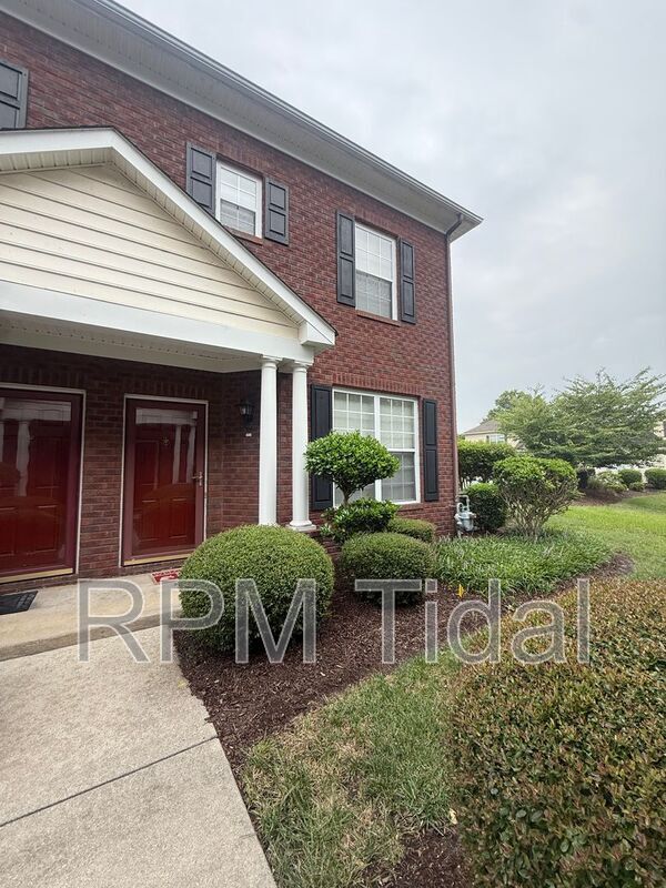 Foto principal - 5813 Ludington Dr