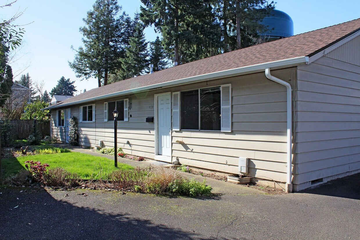 Foto principal - 4122-4130 SE Howe St
