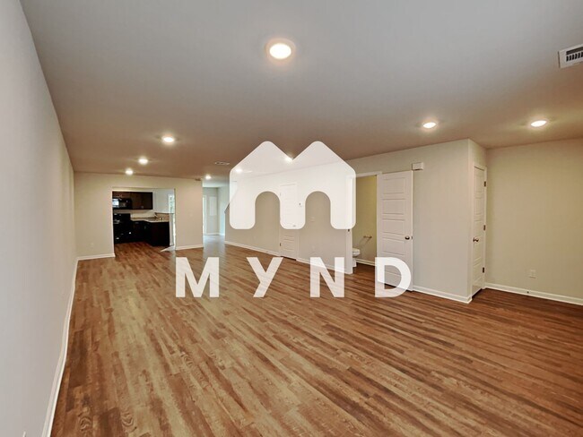 Building Photo - 35 Brown Thrasher Ct