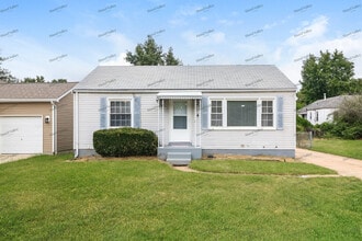Building Photo - 8107 Blanchard Dr