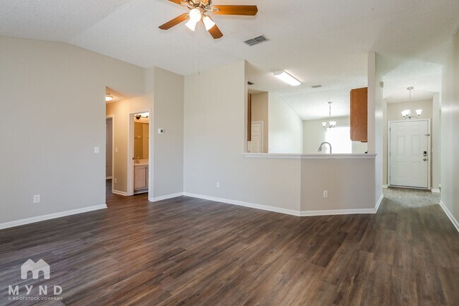 Foto del edificio - 2558 Glenfield Dr