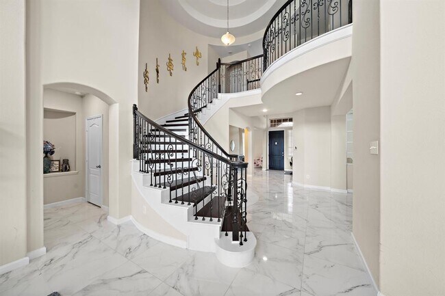 Foto del edificio - 3627 Grand Prom
