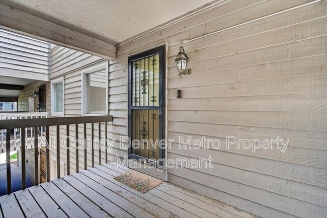 Building Photo - 3600 S Pierce St