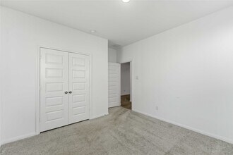 Building Photo - 7215 Mellow Gln Wy