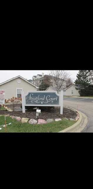 Building Photo - 3333 Stratford Ct