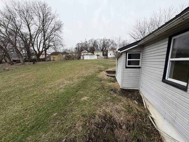 Foto del edificio - 335 Bailey St