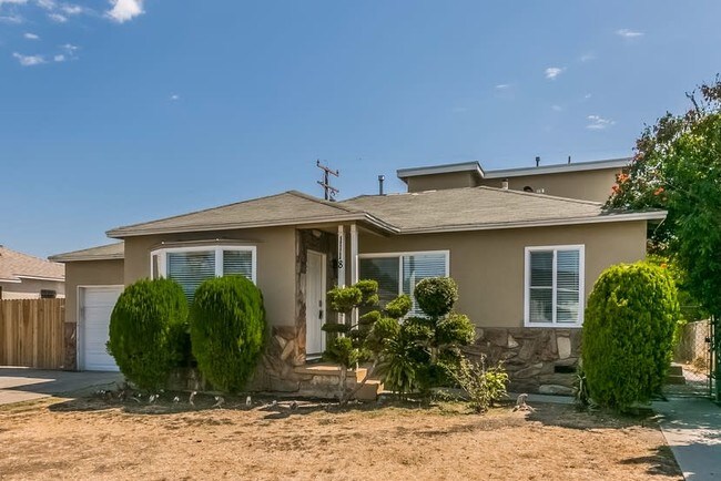 Foto del edificio - 1118 S Exmoor Ave