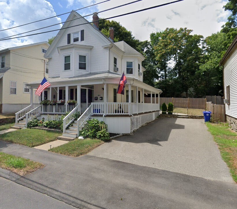 Primary Photo - 21 Denmark Ave