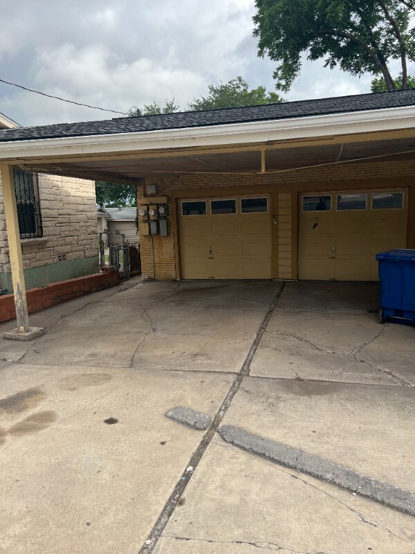 Primary Photo - 1615 Cincinnati Ave