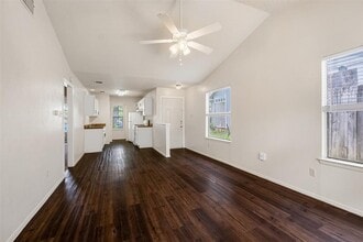Building Photo - 12311 Alderbrook Dr