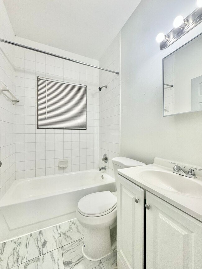 Foto del edificio - Single Family 3/2 Home