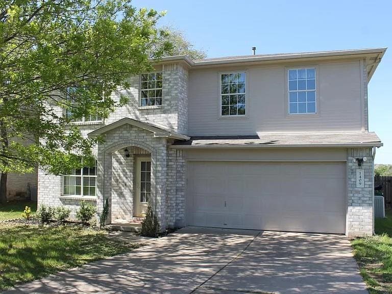 Primary Photo - 1409 Cedar Hills Blvd