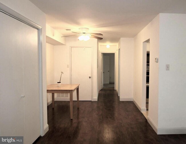 Foto del edificio - 1001 Scarlet Oak Ct